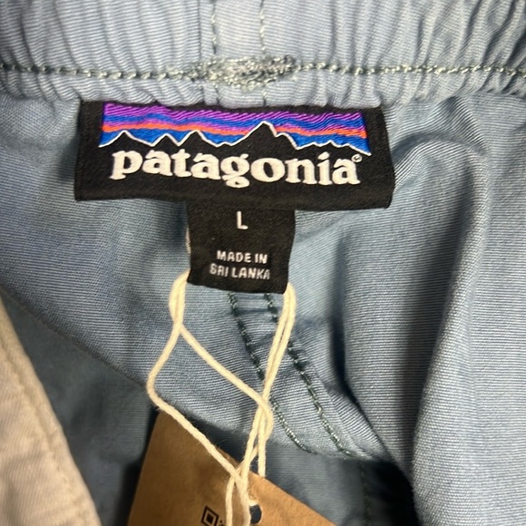 Patagonia NWT Men’s Large Funhoggers Shorts 6” Inch Cotton Blue Outdoor Shorts - Picture 9 of 12